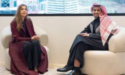 "جحيم العابرين" الرواية الأكثر مبيعاً إلى عمل سينمائي